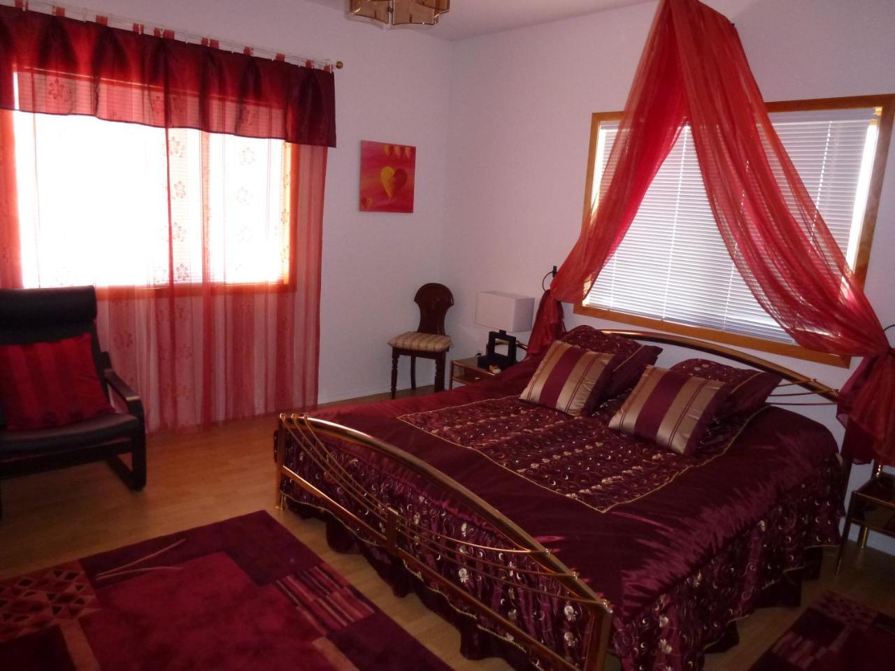 Little Black Bear Lodge/B&B Bridge Lake Ngoại thất bức ảnh